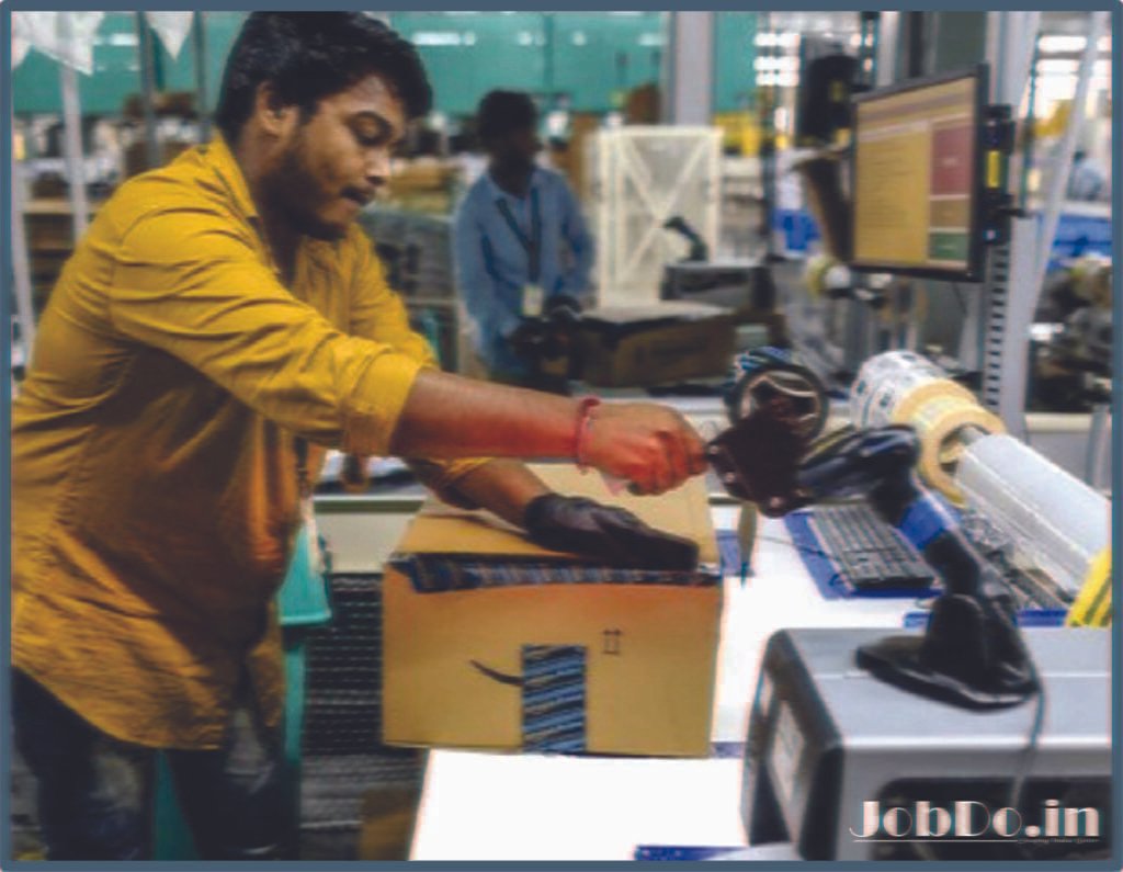 Amazon is Booming: The Pros and Cons of Employment at the E-Commerce Giant 2 Amazon is Booming The Pros and Cons of Employment Jobdo 1